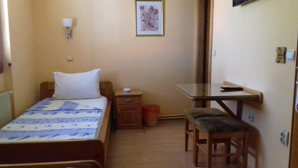 B&B Boem Pozarevac Ngoại thất bức ảnh
